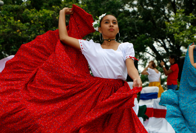 コスタリカの民族衣装
