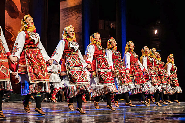 北マケドニアの伝統舞踊